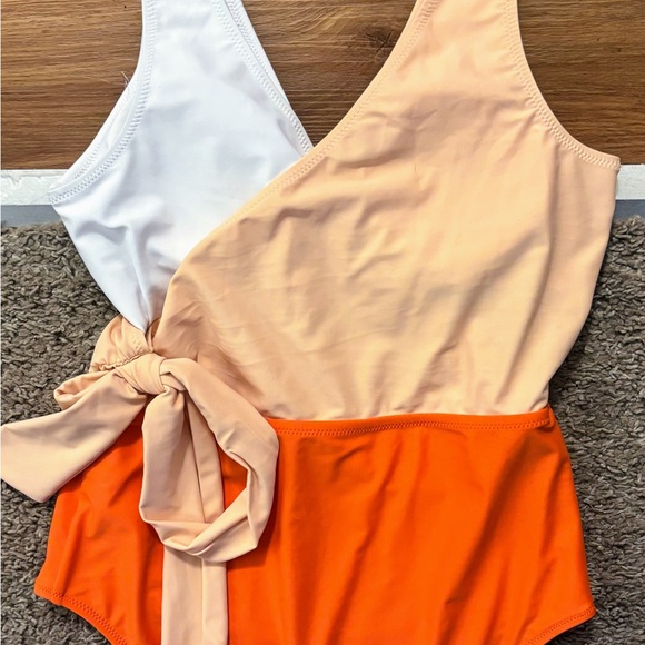 Cupshe NWOT Women One Piece Swimsuit Sm Orange Color Block V-Neck Wrap Front Tie - Picture 11 of 11